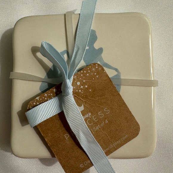 Rae Dunn Disney Cinderella Coasters - Set of 4 - NWT - Picture 2 of 8